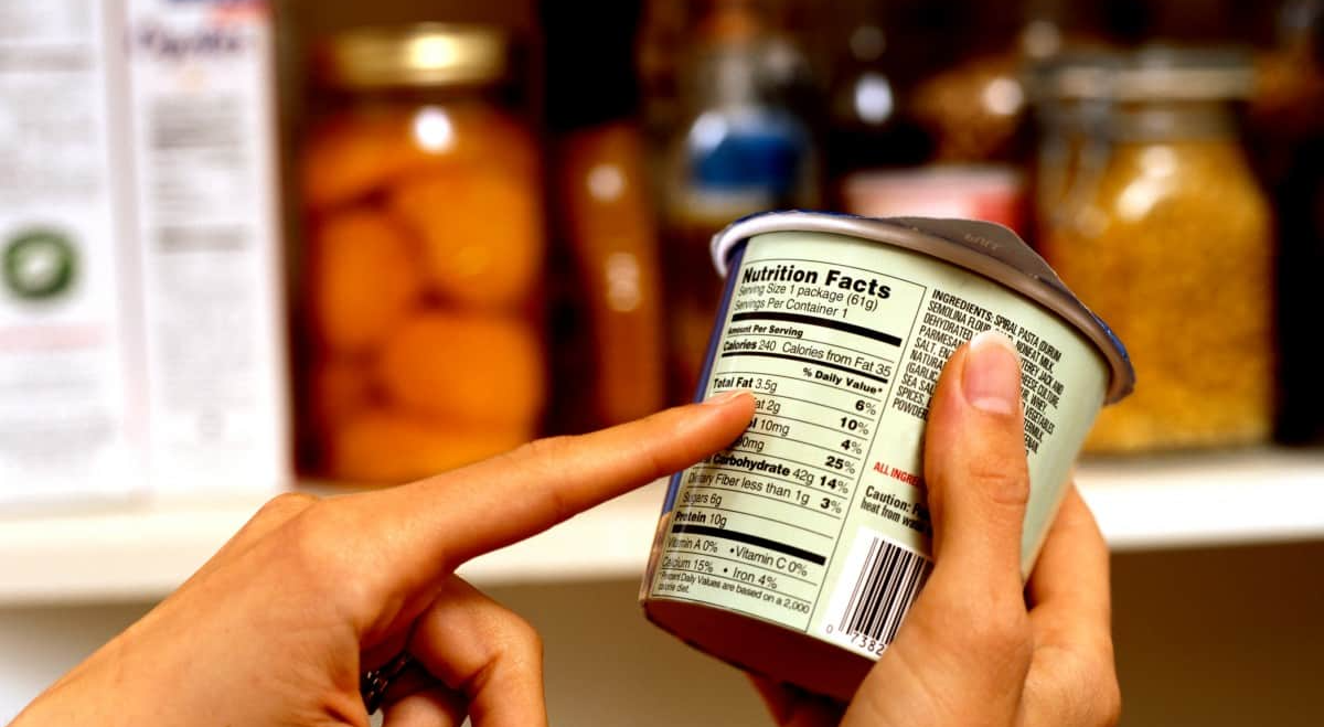 فن اختيار الطعام: كيف نقرأ ملصقات المنتجات بذكاء؟