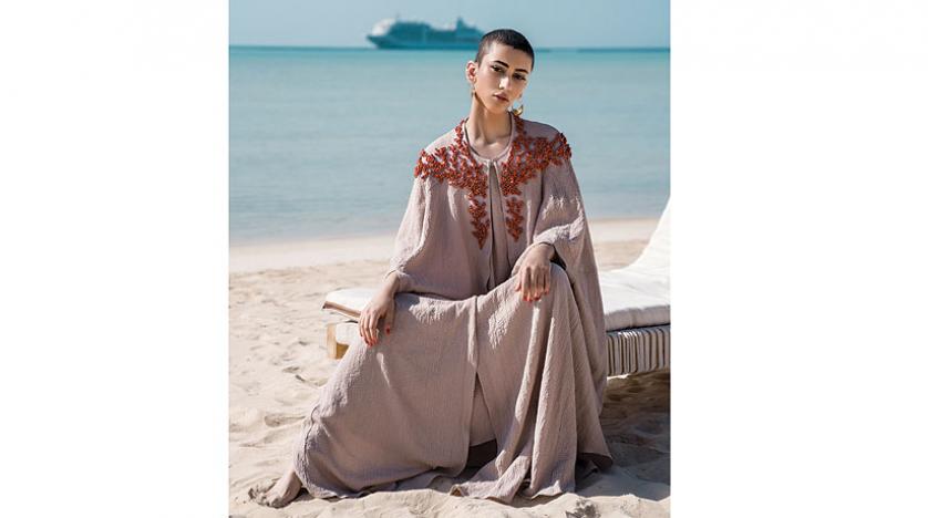 عرض أزياء في السعودية على شاطئ البحر الأحمر بالرغم من كورونا 1