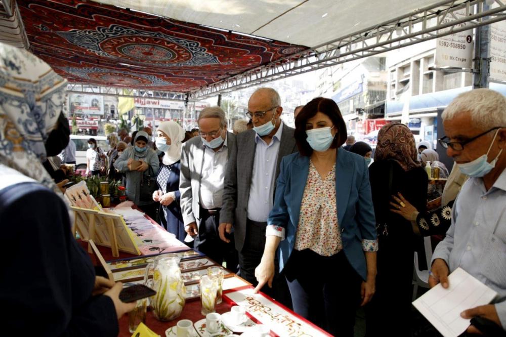 سوق المنشية لدعم المنتجات النسوية في محافظة نابلس